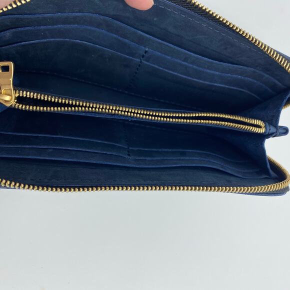 Portland Leather Goods Women’s Accordion Zip Wallet Blue Leather - Picture 6 of 6